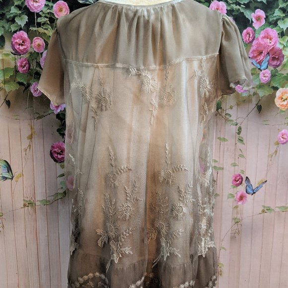 Lace Tunic Short Sleeve Size XL - Picture 2 of 5